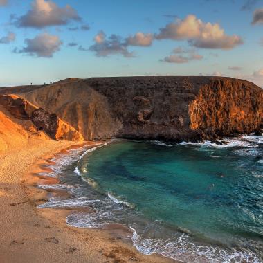 Vulkanisch landschap op Lanzarote, Canarische Eilanden, Spanje